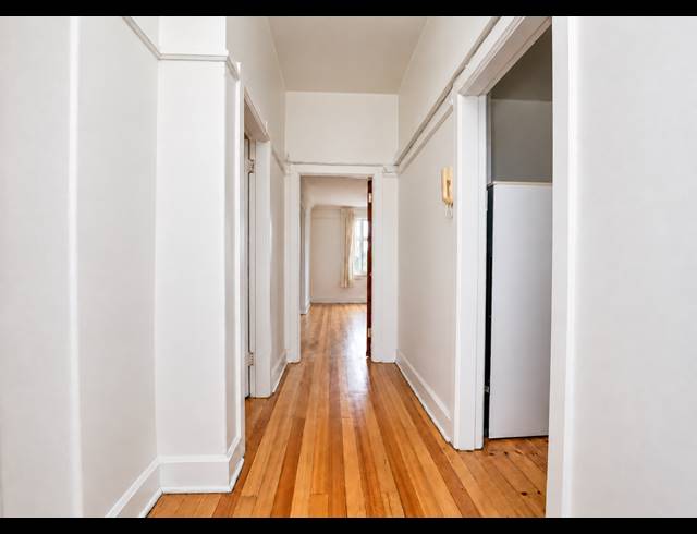 1.5 BEDROOM APARTMENT FOR SALE IN ESSENWOOD